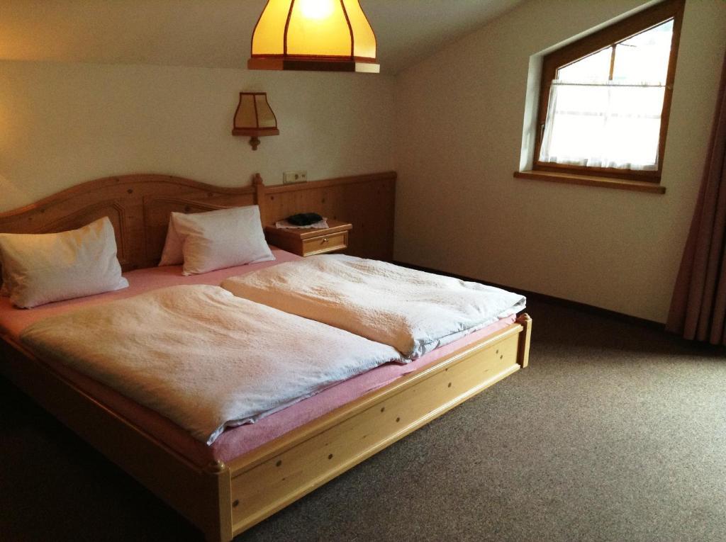 Landhaus Griesser Kaprun Room photo